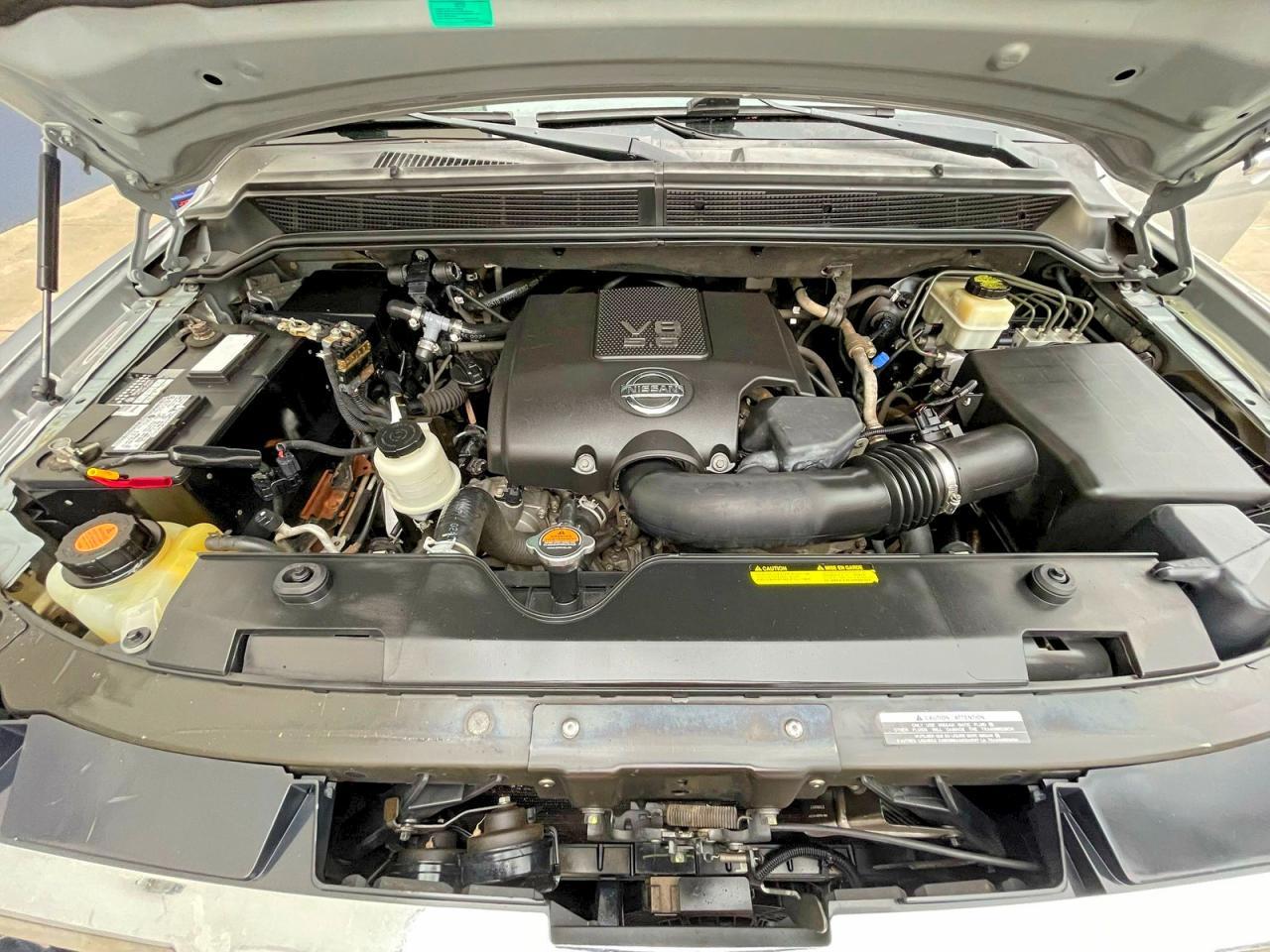 2014 Niss Armada Pla Silvr - Image 7