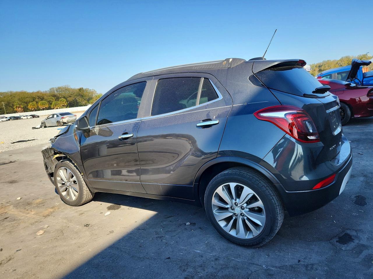 2017 Buick Encore Preferred - Фото 2