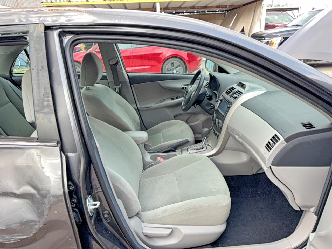 2013 Toyota Corolla Base - Image 5
