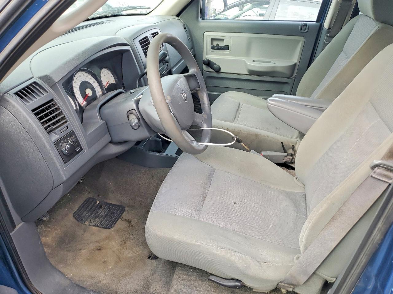 2006 Dodge Dakota Quad - Image 7