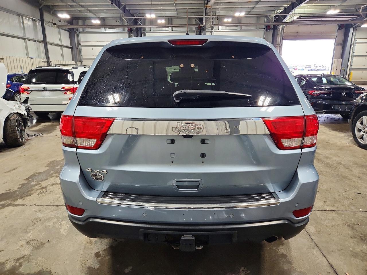 2012 Jeep Grand Cherokee Overland - Фото 6