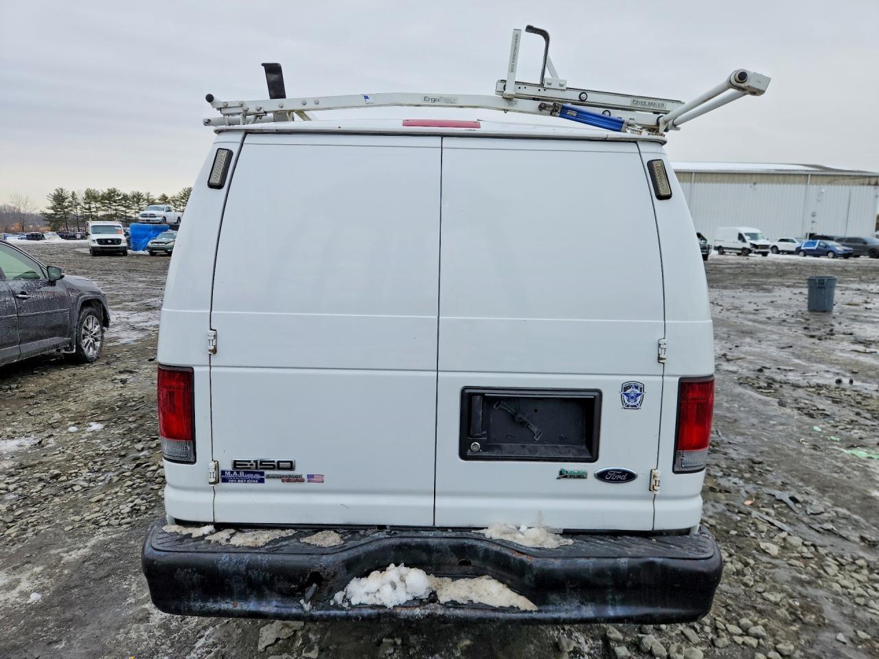 2012 Ford Econoline - Фото 6