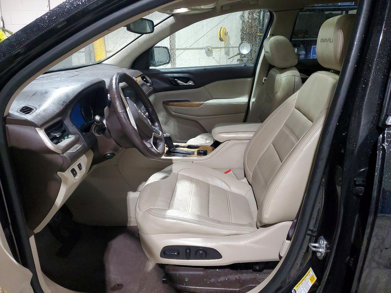 2017 GMC Acadia Denali - Image 7