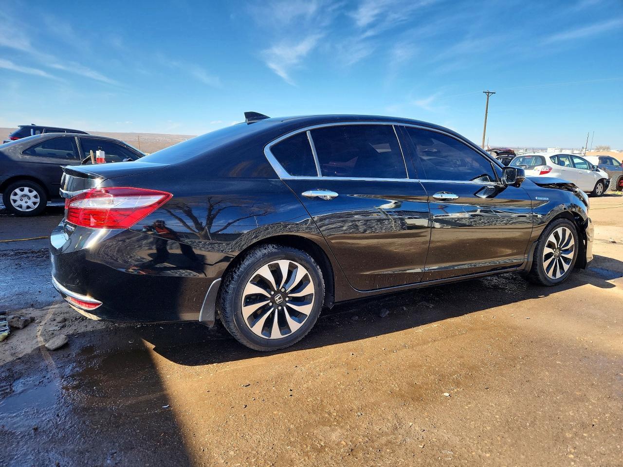 2017 Honda Accord Hybrid - Фото 3