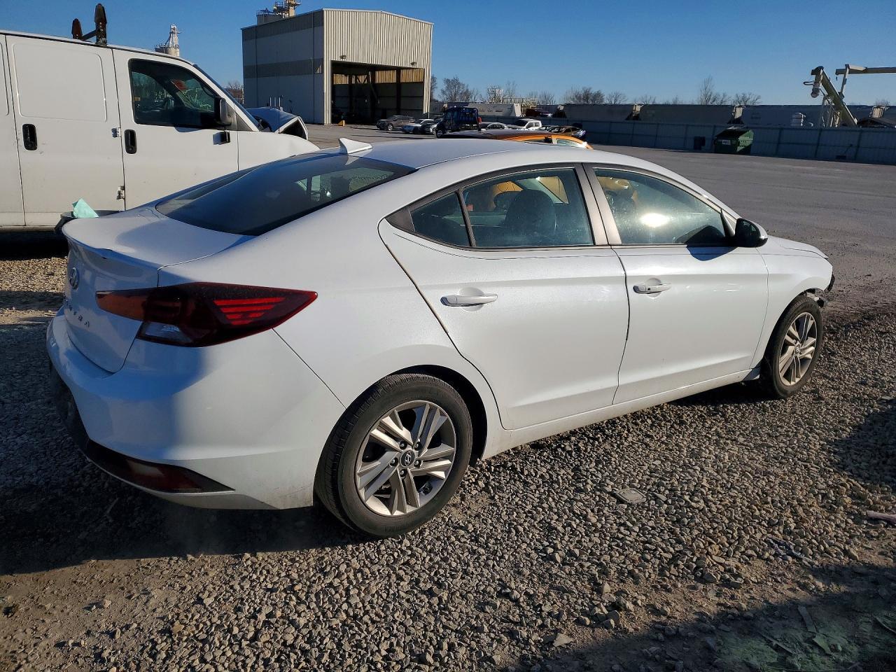 2019 Hyundai Elantra Value Edition - Image 3