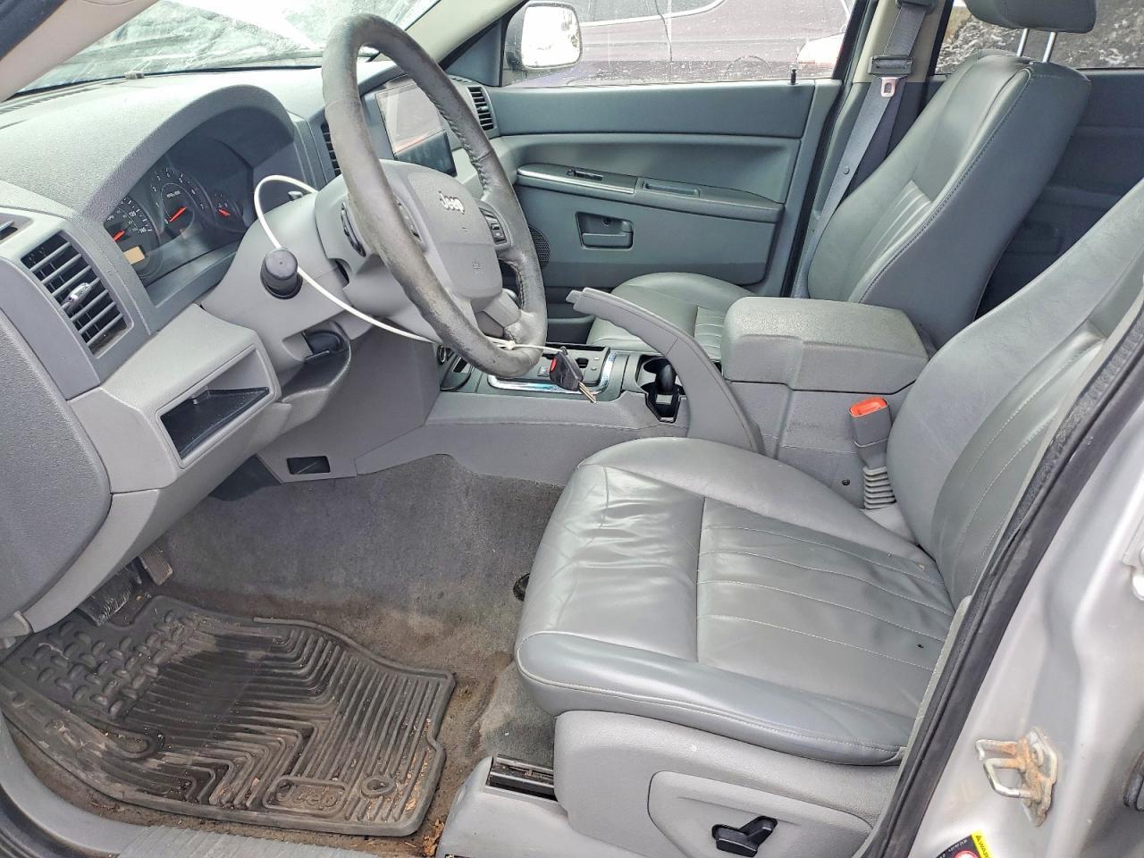 2005 Jep Grand Cherokee - Фото 7