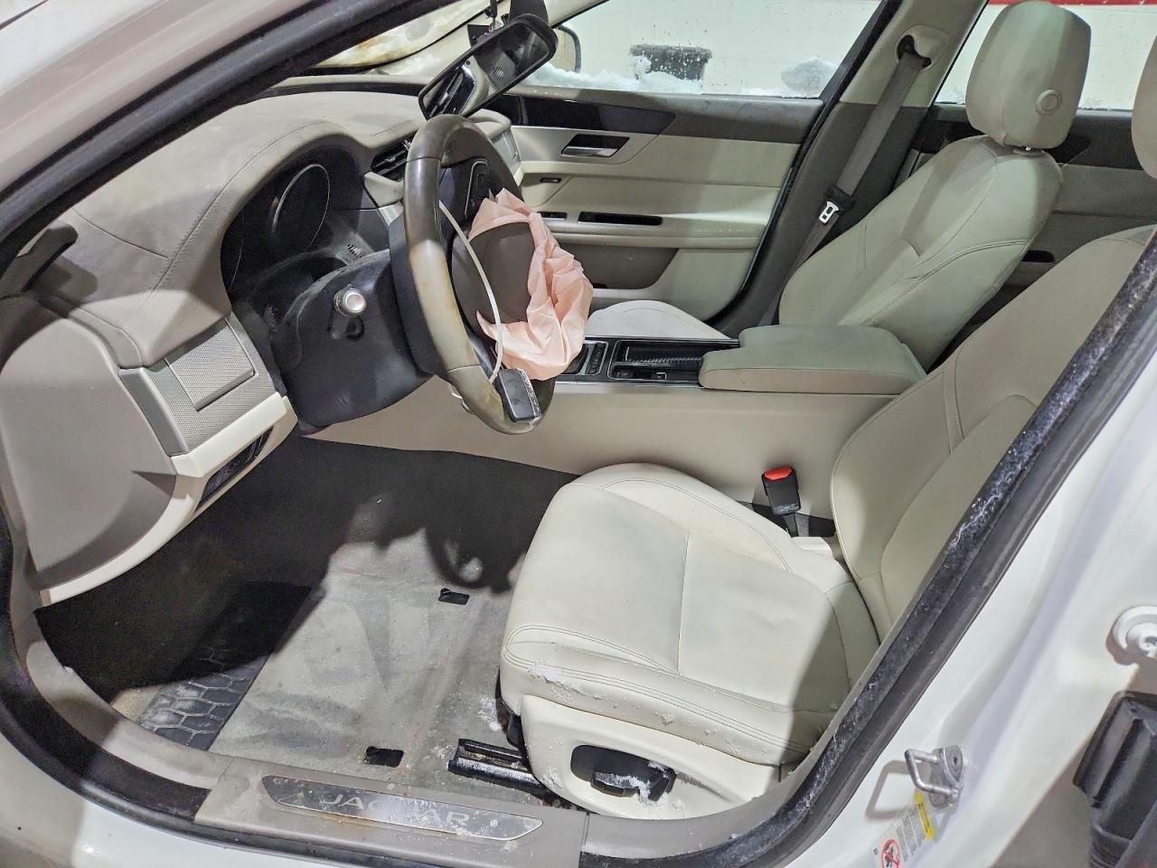 2017 Jaguar Xf - Фото 7