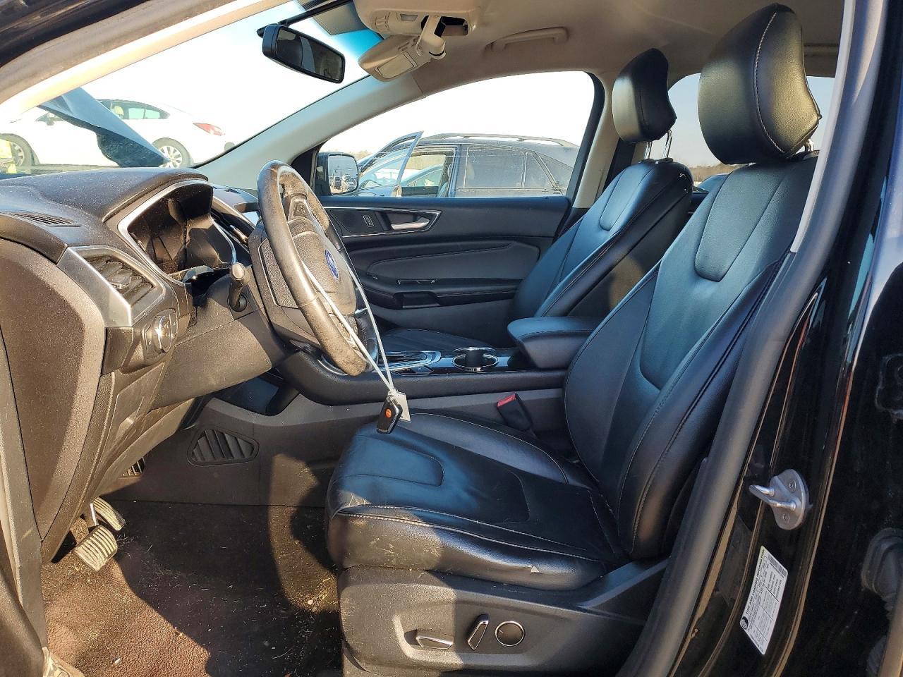 2016 Ford Edge Titanium - Image 7