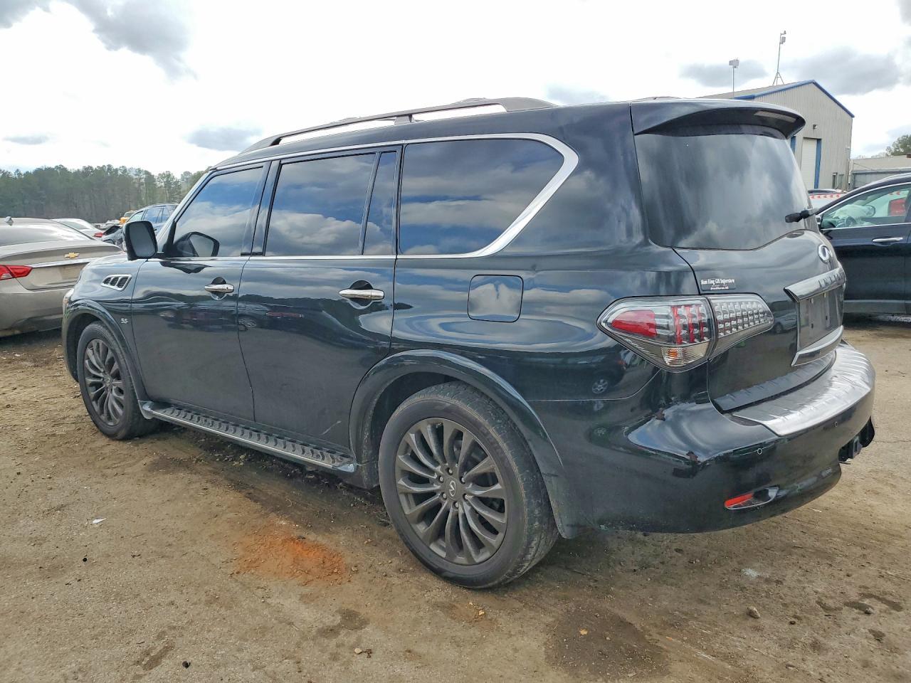 2017 Infiniti Qx80 Base - Image 2