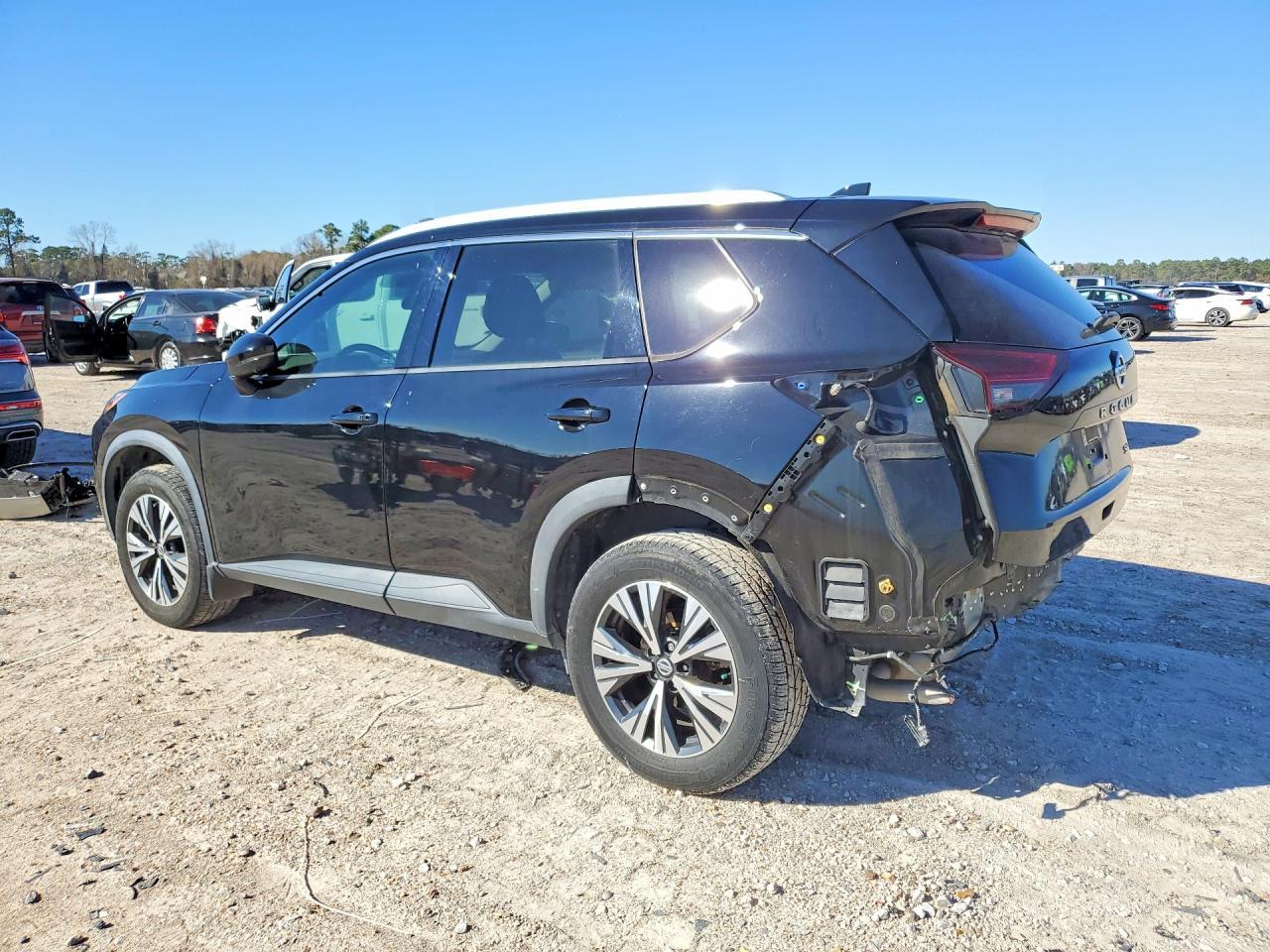 2021 Nissan Rogue Sv - Фото 2