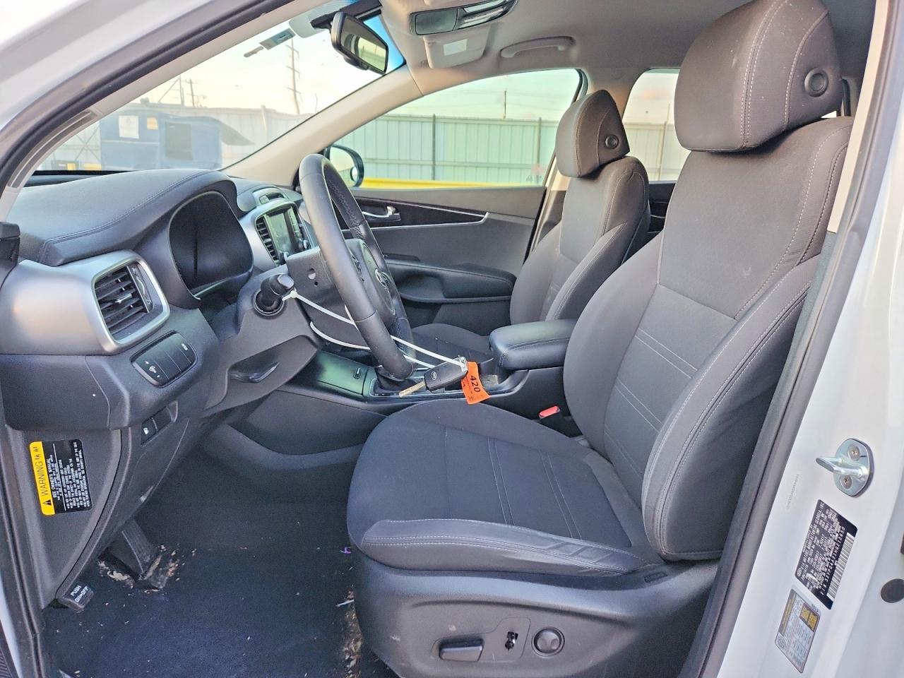 2017 Kia Sorento Lx - Image 7