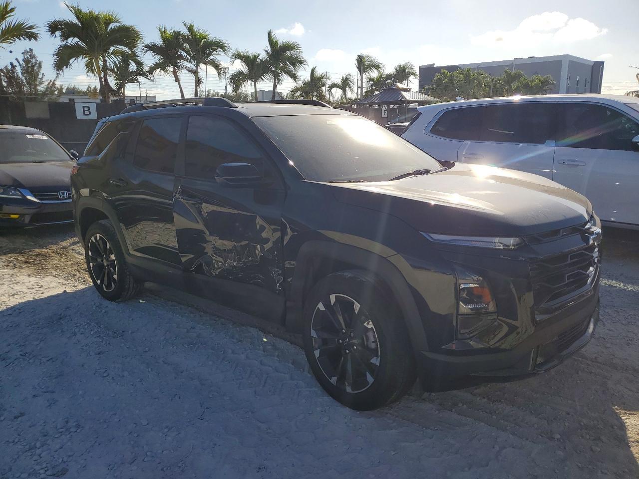 2025 Chevrolet Equinox Rs - Image 4