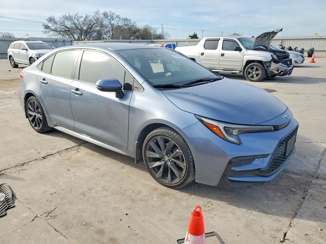2023 Toyota Corolla Se - Фото 4