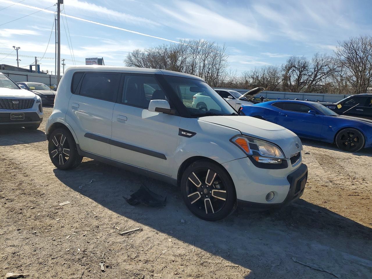 2010 Kia Soul + - Фото 4