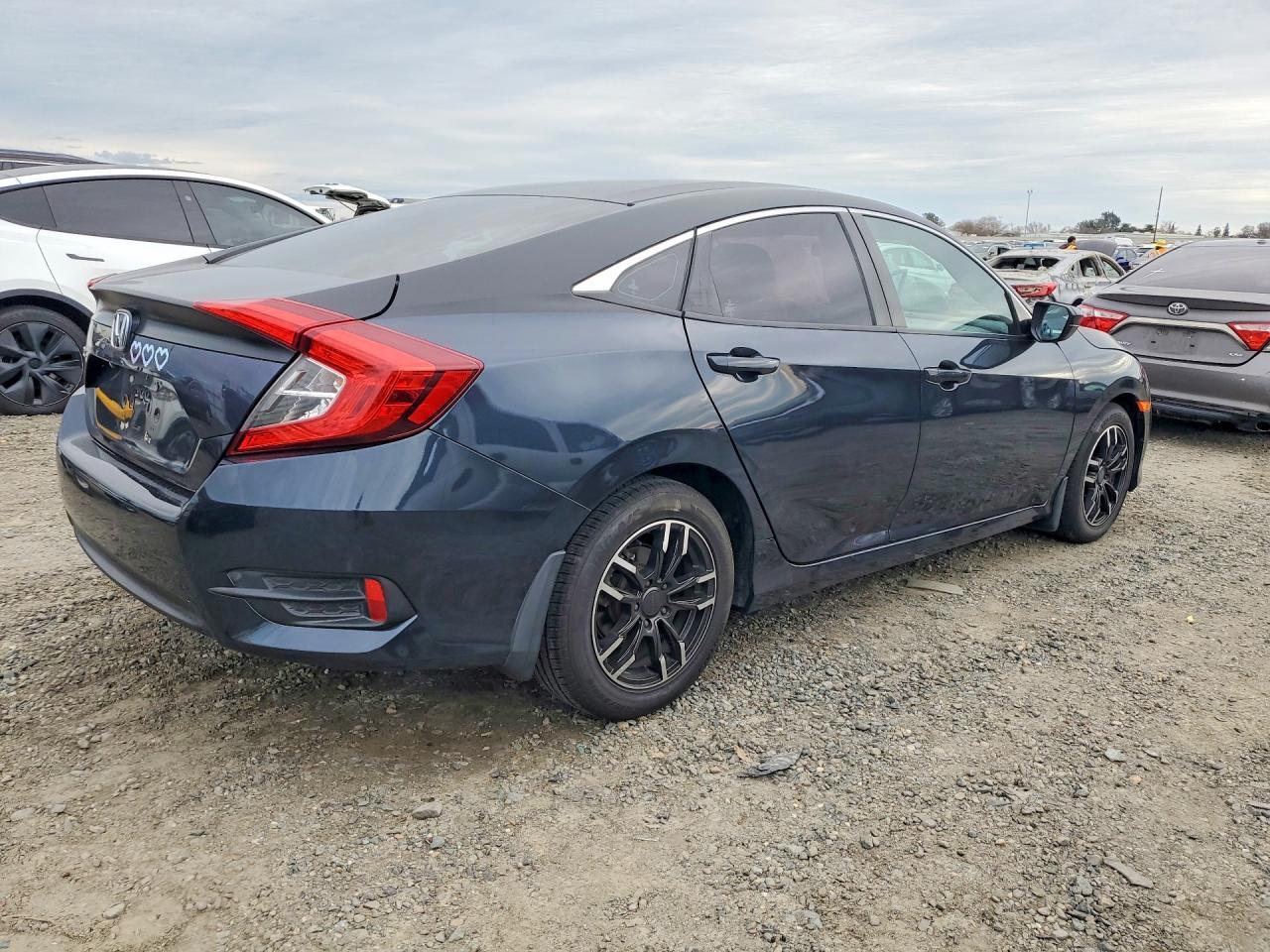 2017 Honda Civic Lx - Фото 3