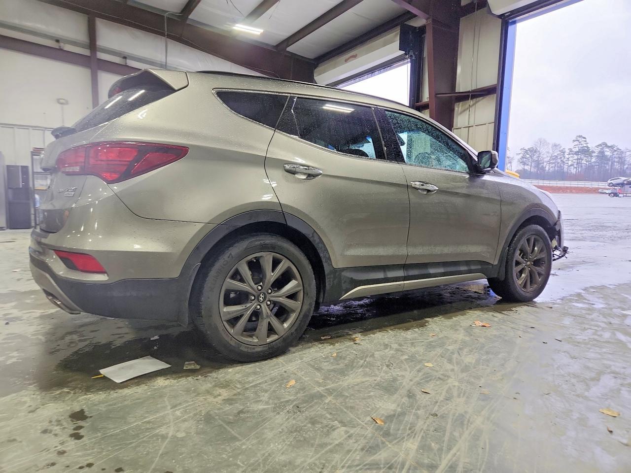 2017 Hyundai Santa Fe Sport 2.0T Ultimate - Фото 3