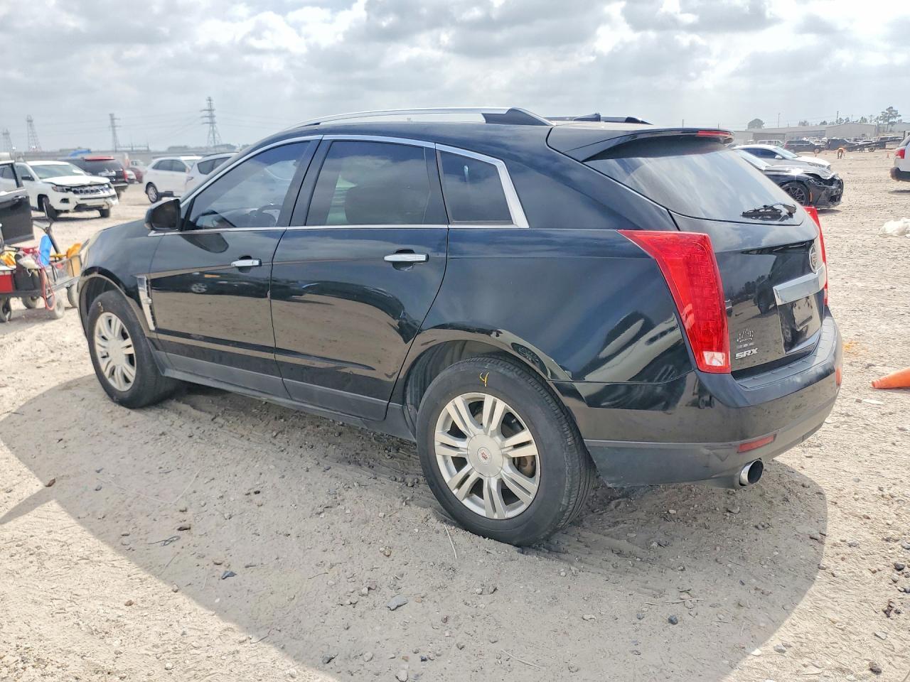 2010 Cadillac Srx Luxury Collection - Image 2
