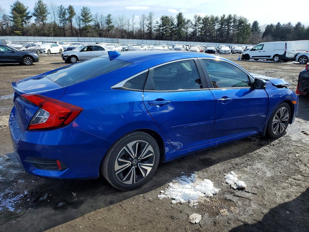 2017 Honda Civic Ex - Image 3