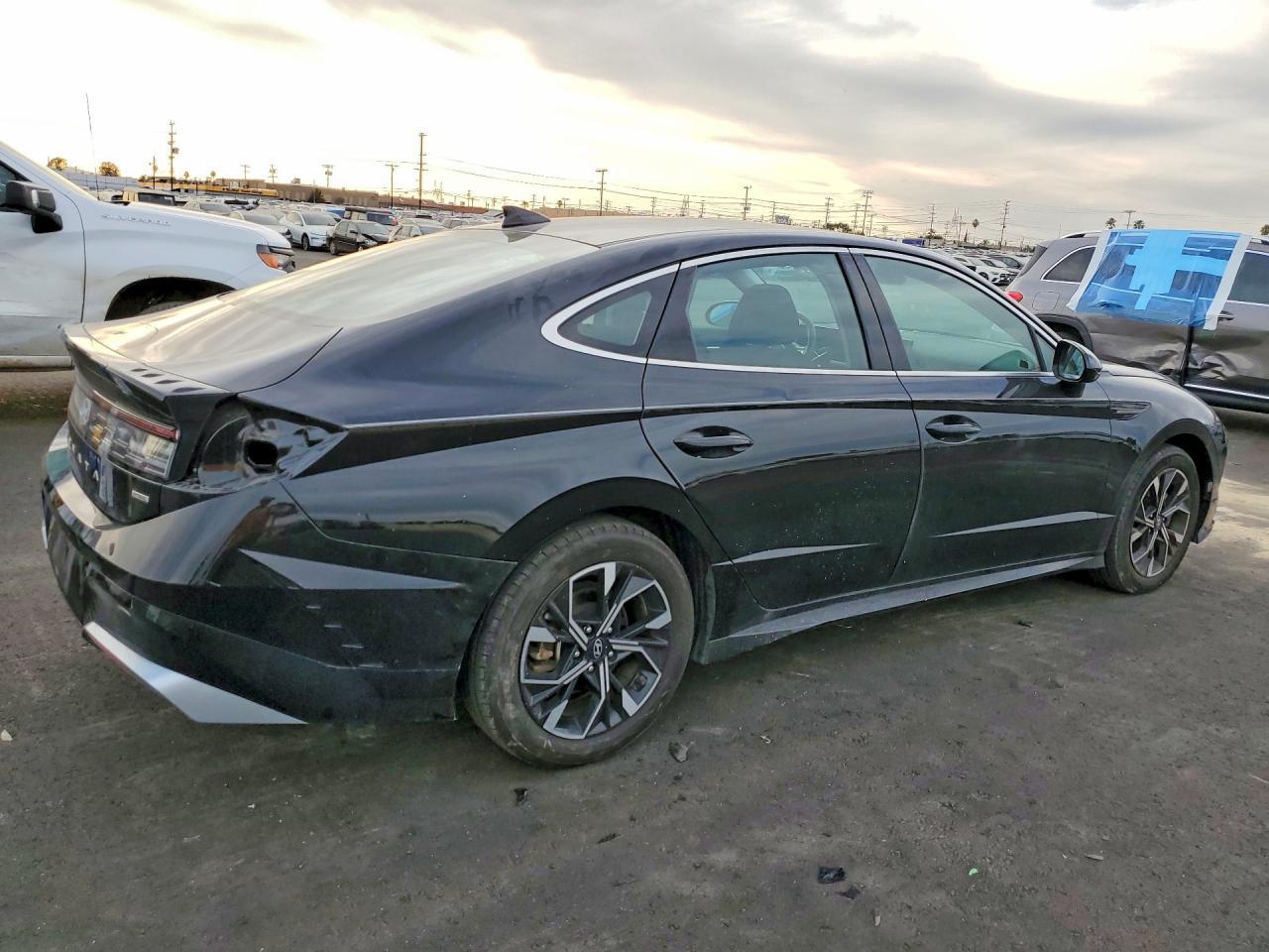 2024 Hyundai Sonata Sel - Image 3