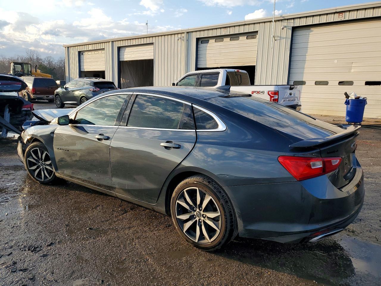 2021 Chevrolet Malibu Rs - Фото 2