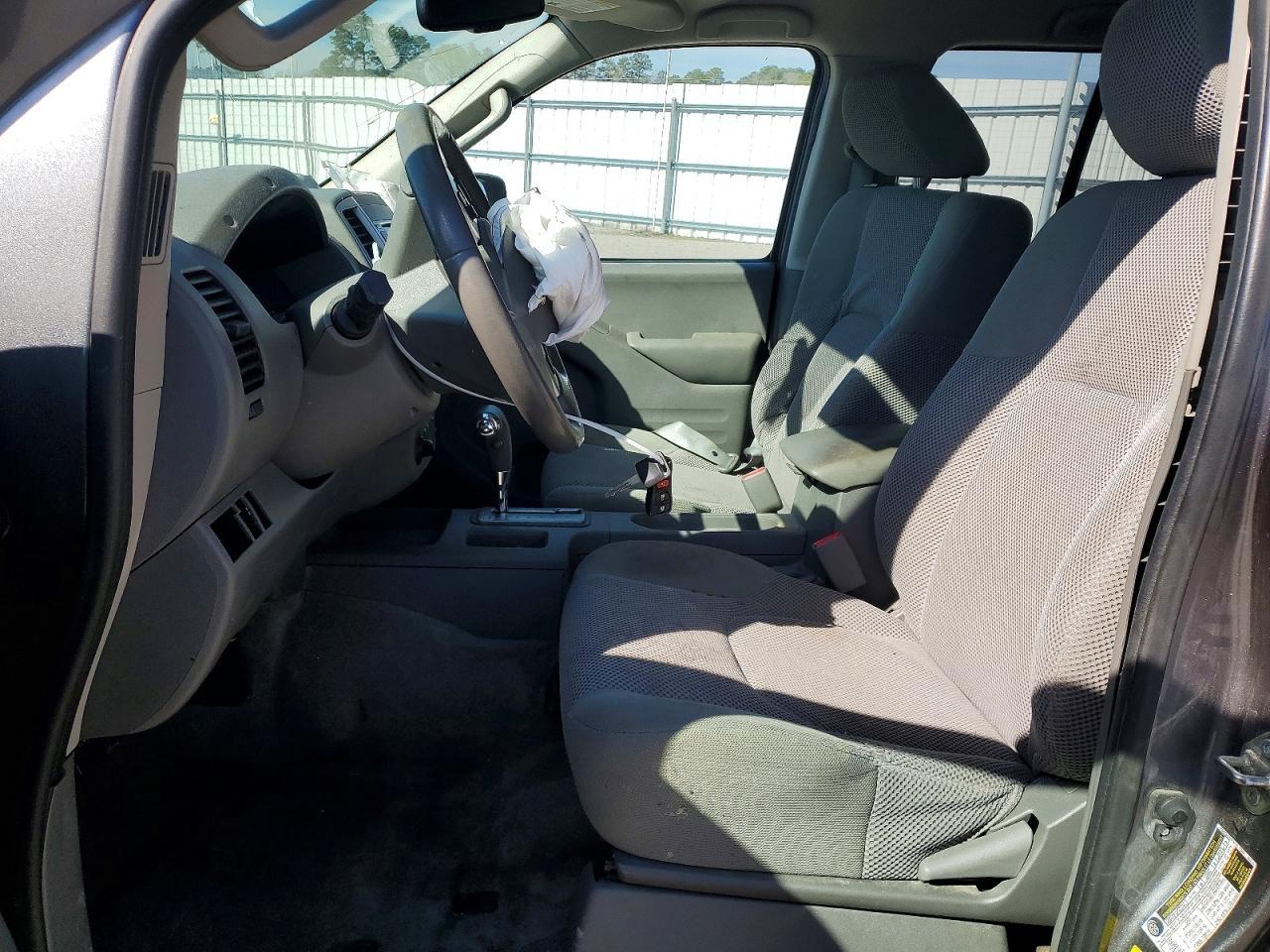 2017 Nissan Frontier - Image 7