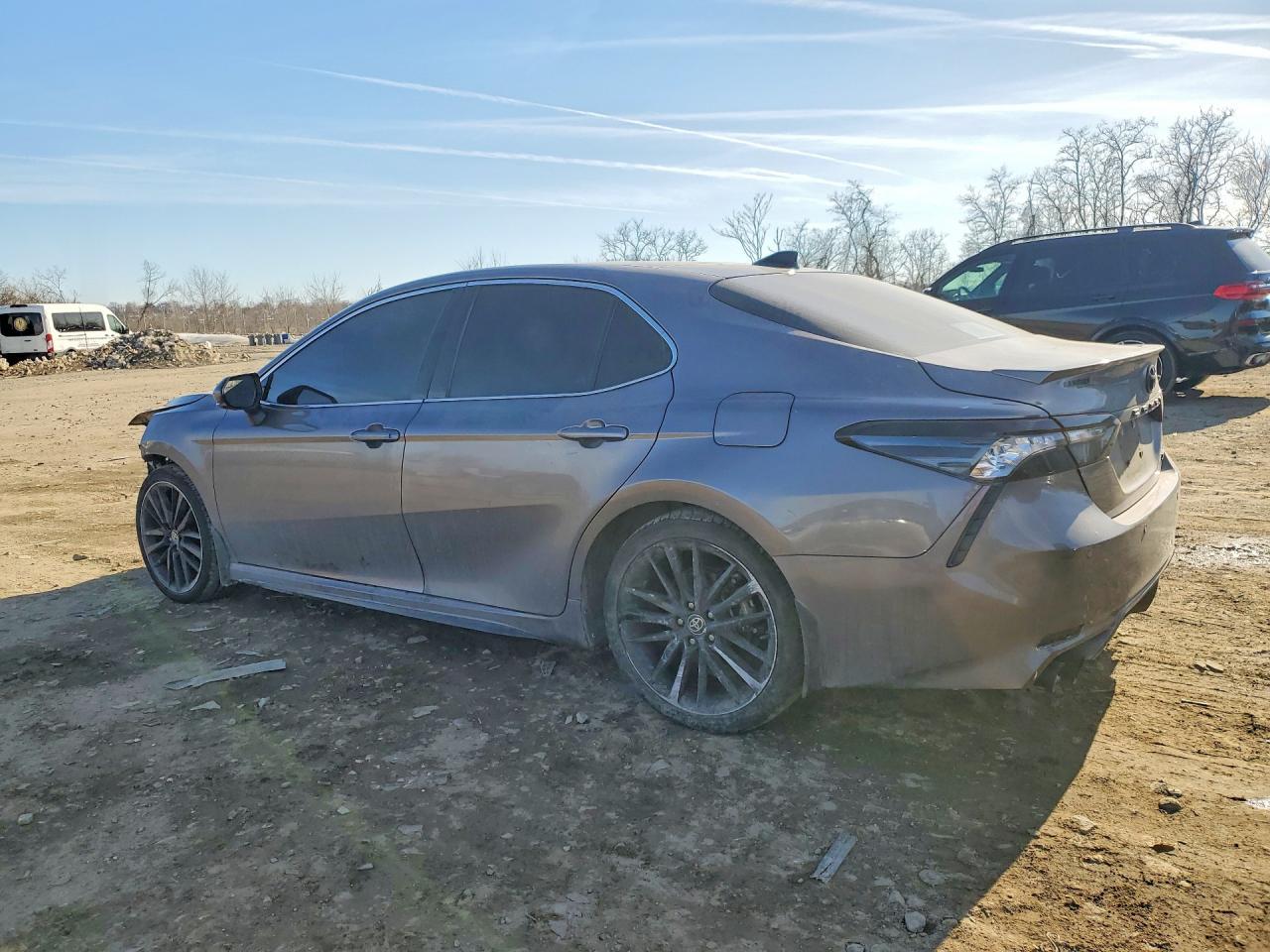 2024 Toyota Camry - Фото 2