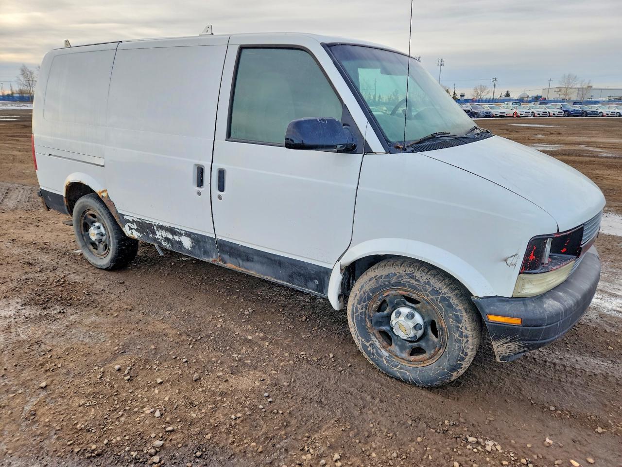 2005 Chevrolet Astro - Фото 4
