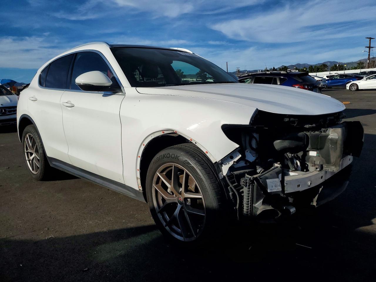 2018 Alfa Romeo Stelvio Ti - Фото 4