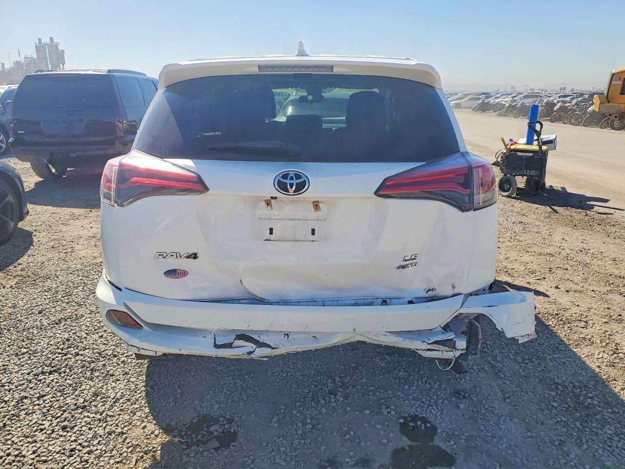 2018 Toyota Rav4 Le - Фото 6
