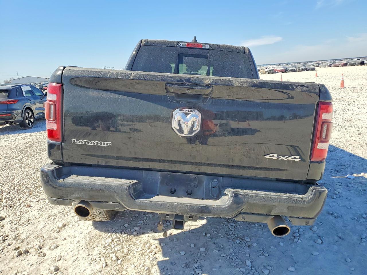 2021 Ram 1500 Laramie - Фото 6