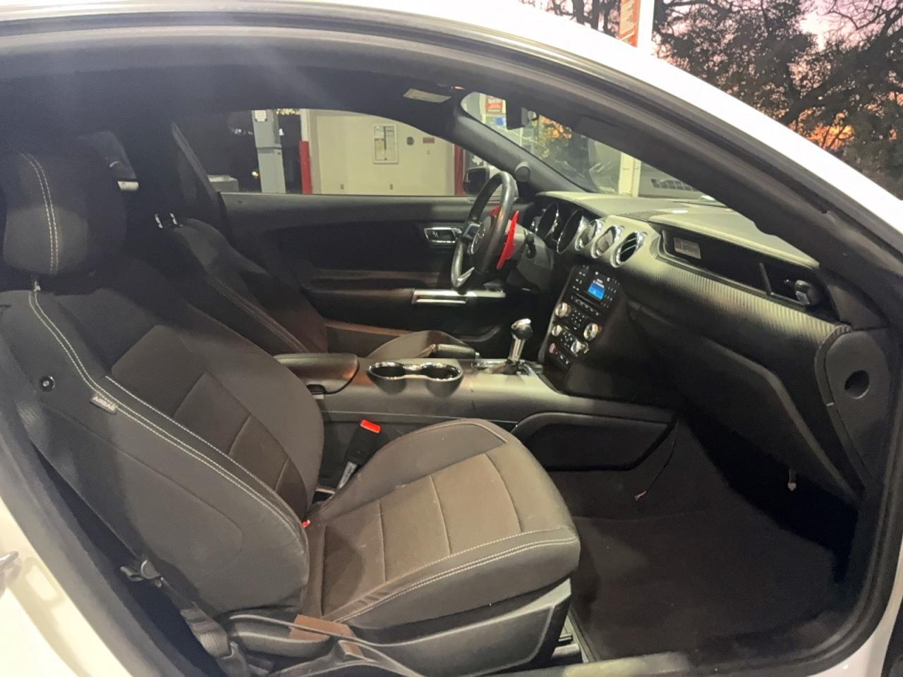 2016 Ford Mustang - Фото 5