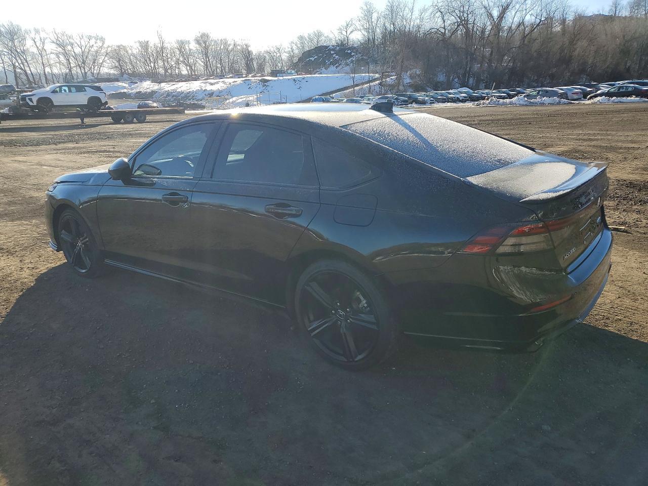 2025 Honda Accord Hybrid Sport-L - Фото 2