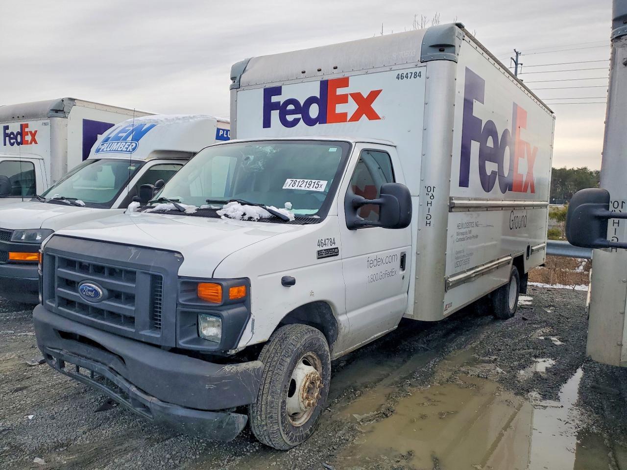 2015 Ford E350 Box Truck