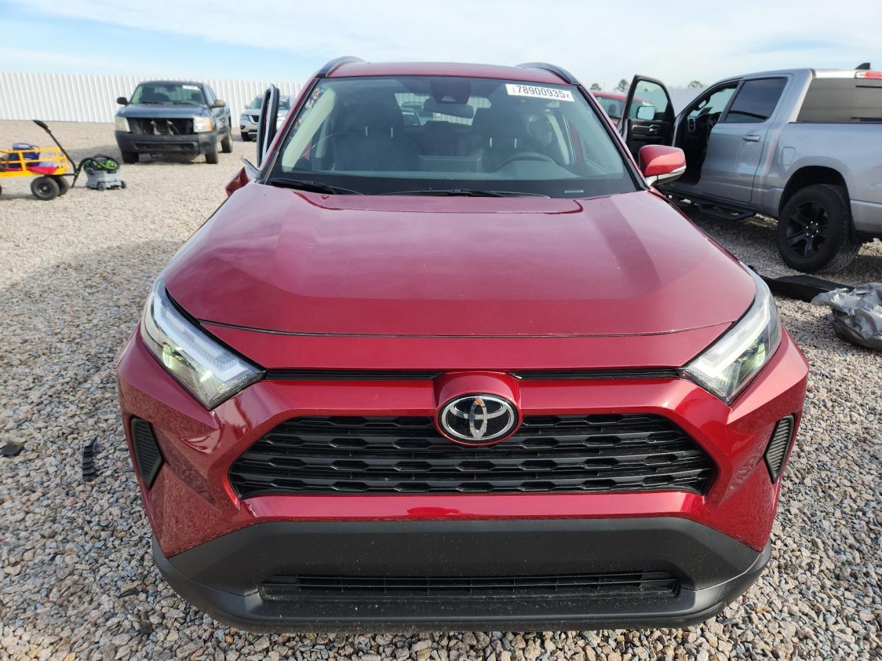 2025 Toyota Rav4 Xle - Image 5