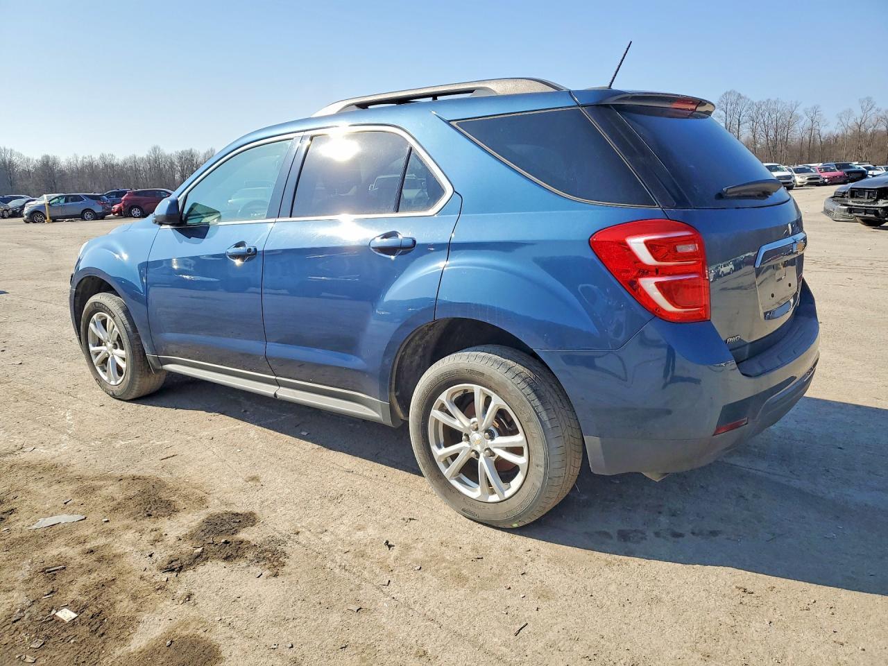 2016 Chevrolet Equinox Lt - Фото 2