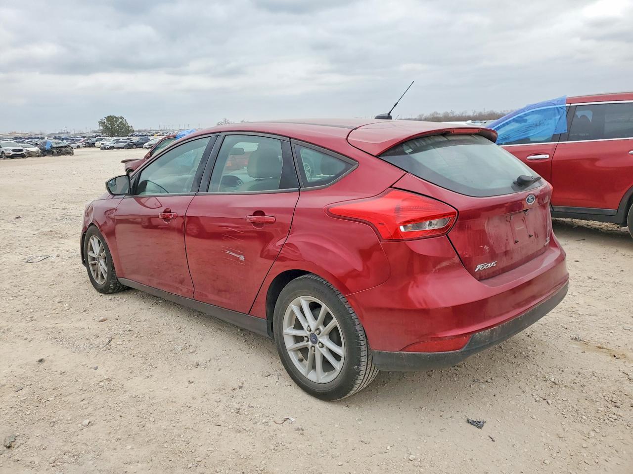 2015 Ford Focus Se - Фото 2
