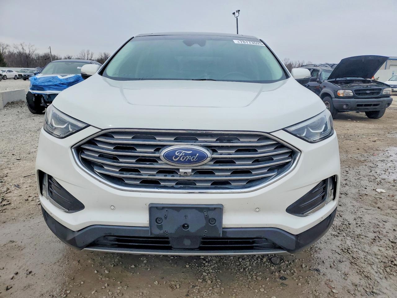 2020 Ford Edge Titanium - Фото 5