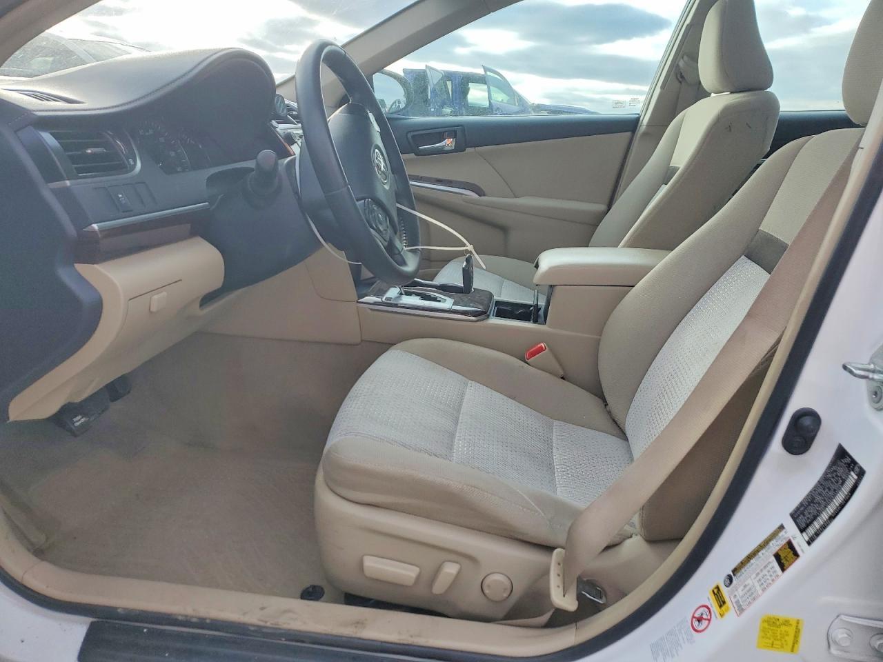 2012 Toyota Camry Base - Фото 7