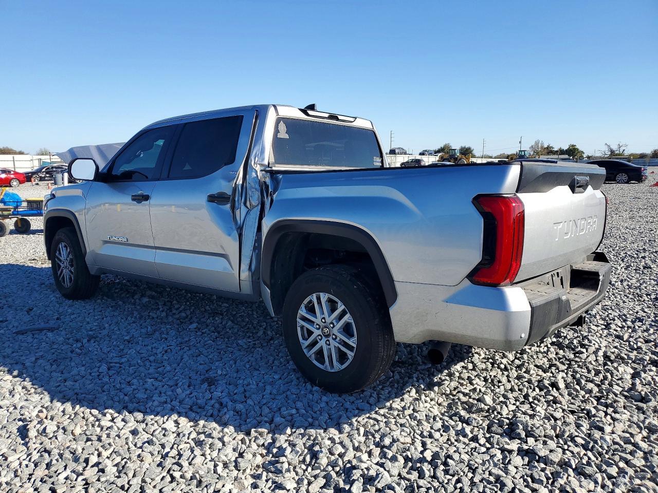 2025 Toyota Tundra Sr5 - Фото 2