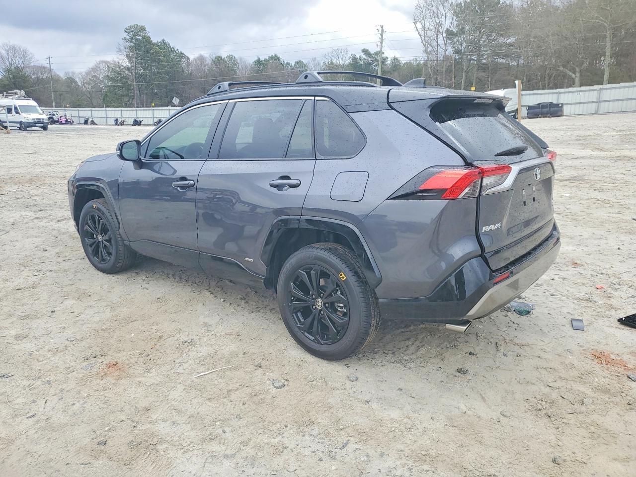 2025 Toyota Rav4 Xse - Image 2