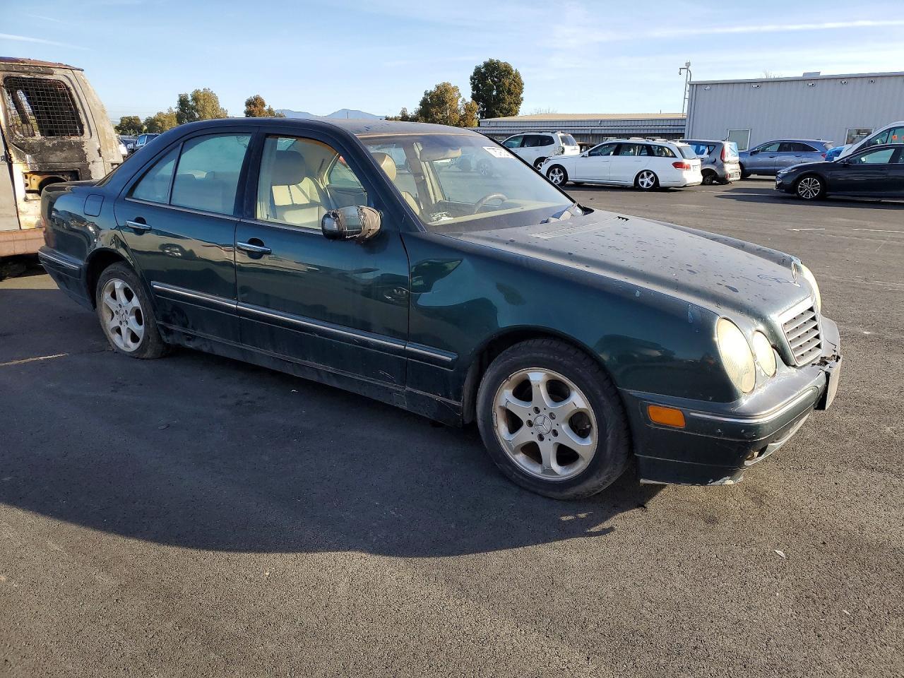 2002 Mercedes-Benz E 320 - Image 4