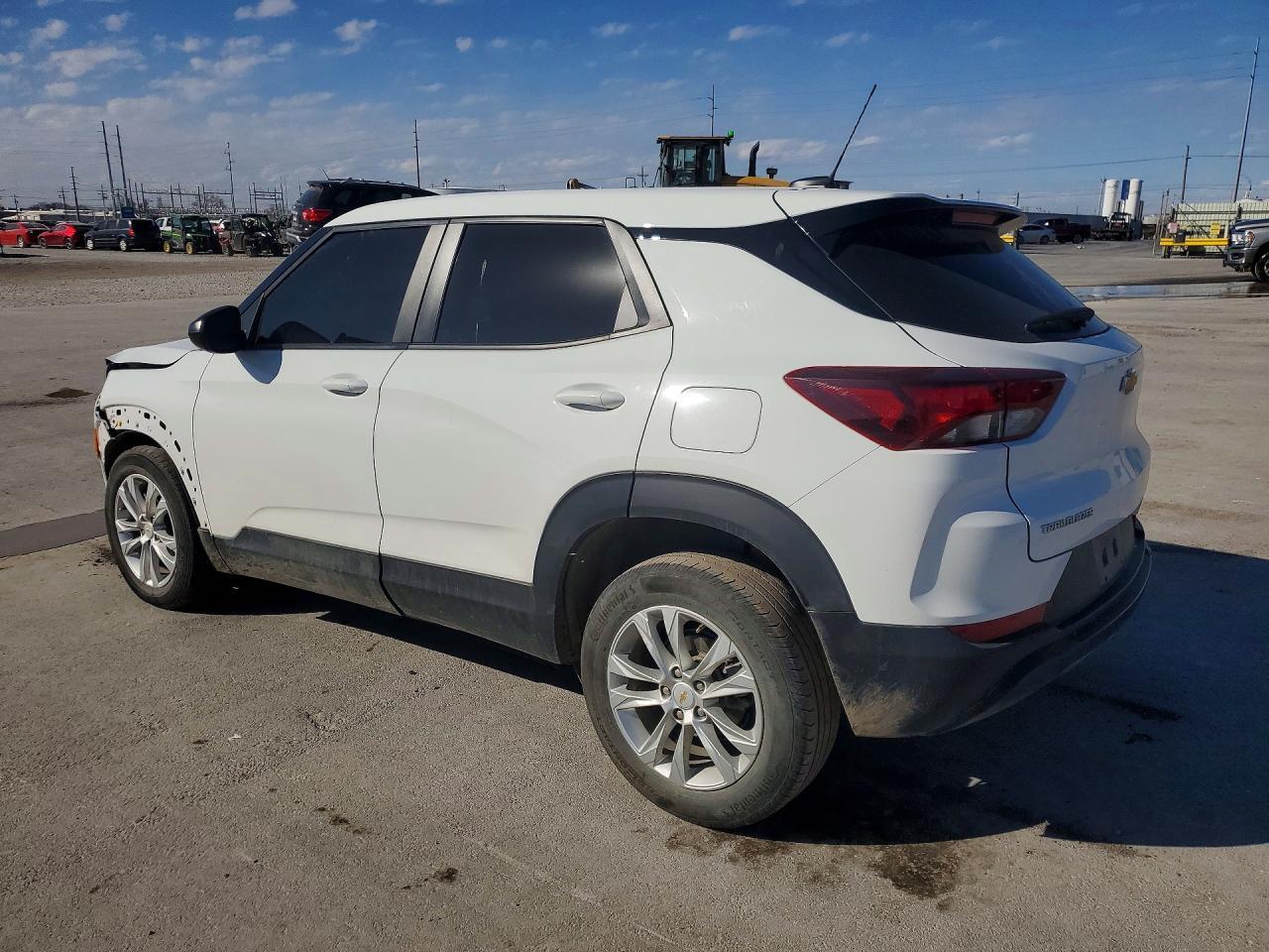 2023 Chevrolet Trailblazer Ls - Фото 2