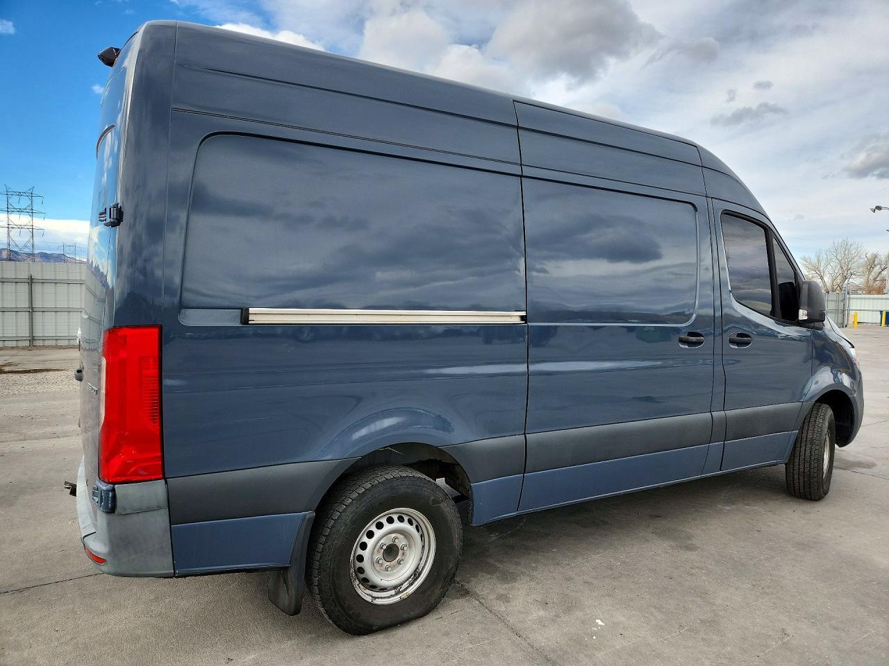2019 Mercedes Benz Sprinter 2500/3500 Delivery Van - Image 3