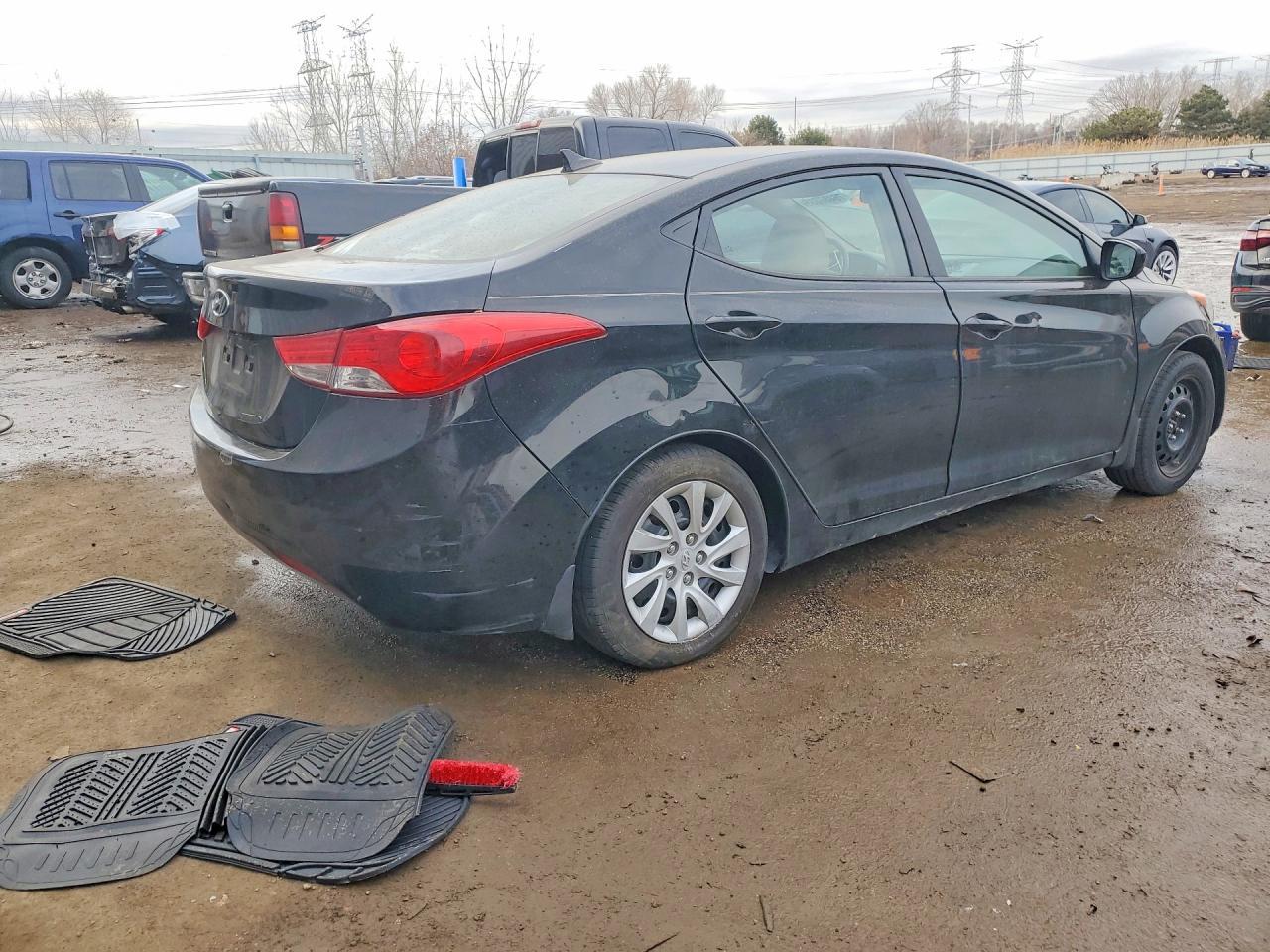 2013 Hyundai Elantra Gls - Image 3