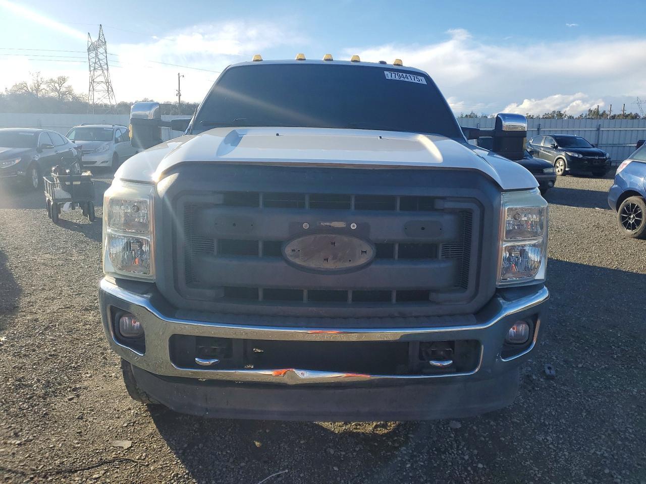 2015 Ford F250 Super Duty - Image 5