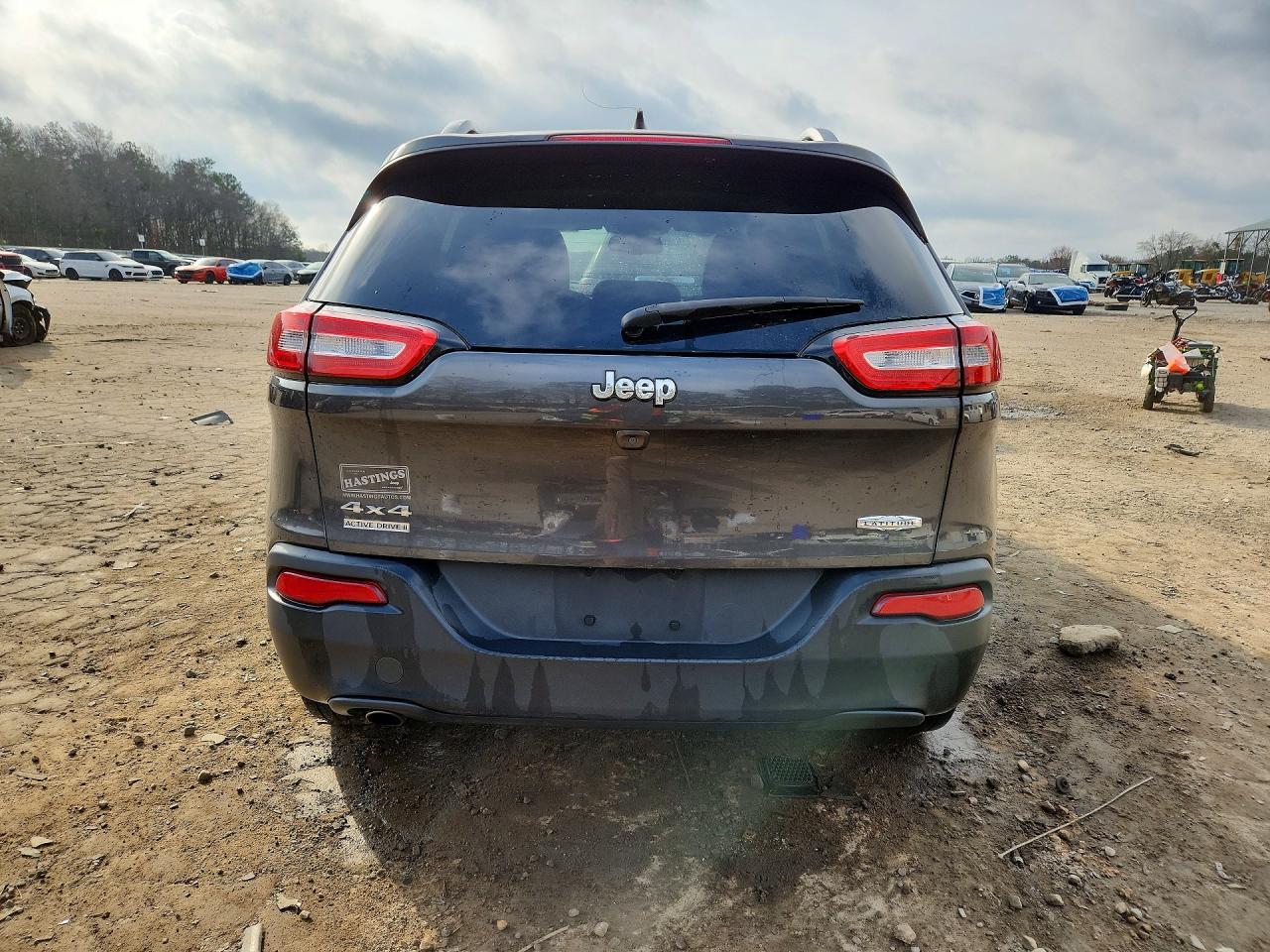 2015 Jeep Cherokee Latitude - Фото 6