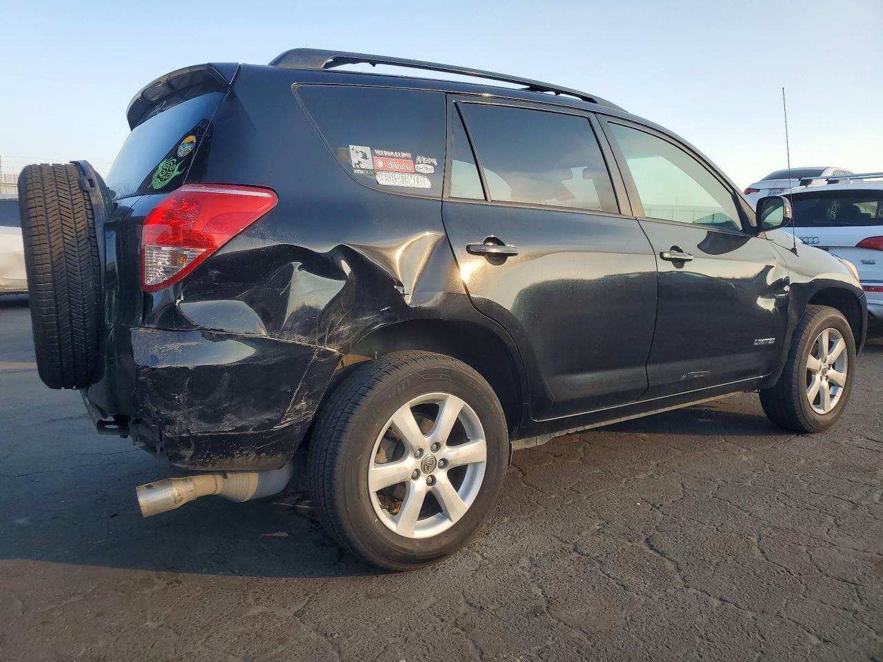 2008 Toyota Rav4 Limited - Image 3