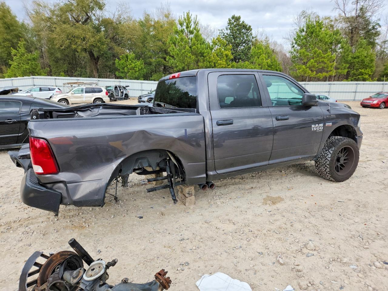 2023 Ram 1500 Classic Tradesman - Фото 3