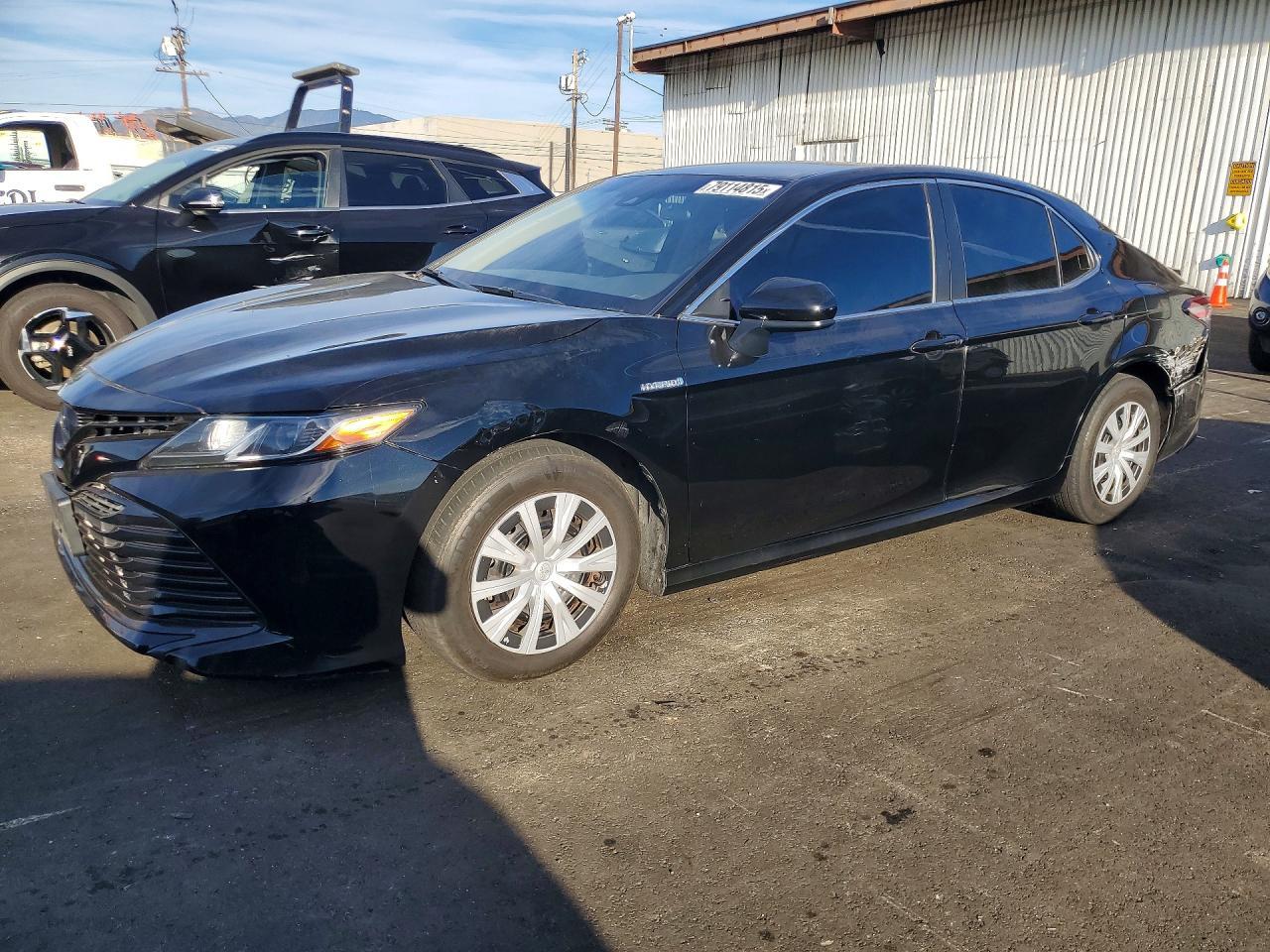 2019 Toyota Camry Hybrid Le