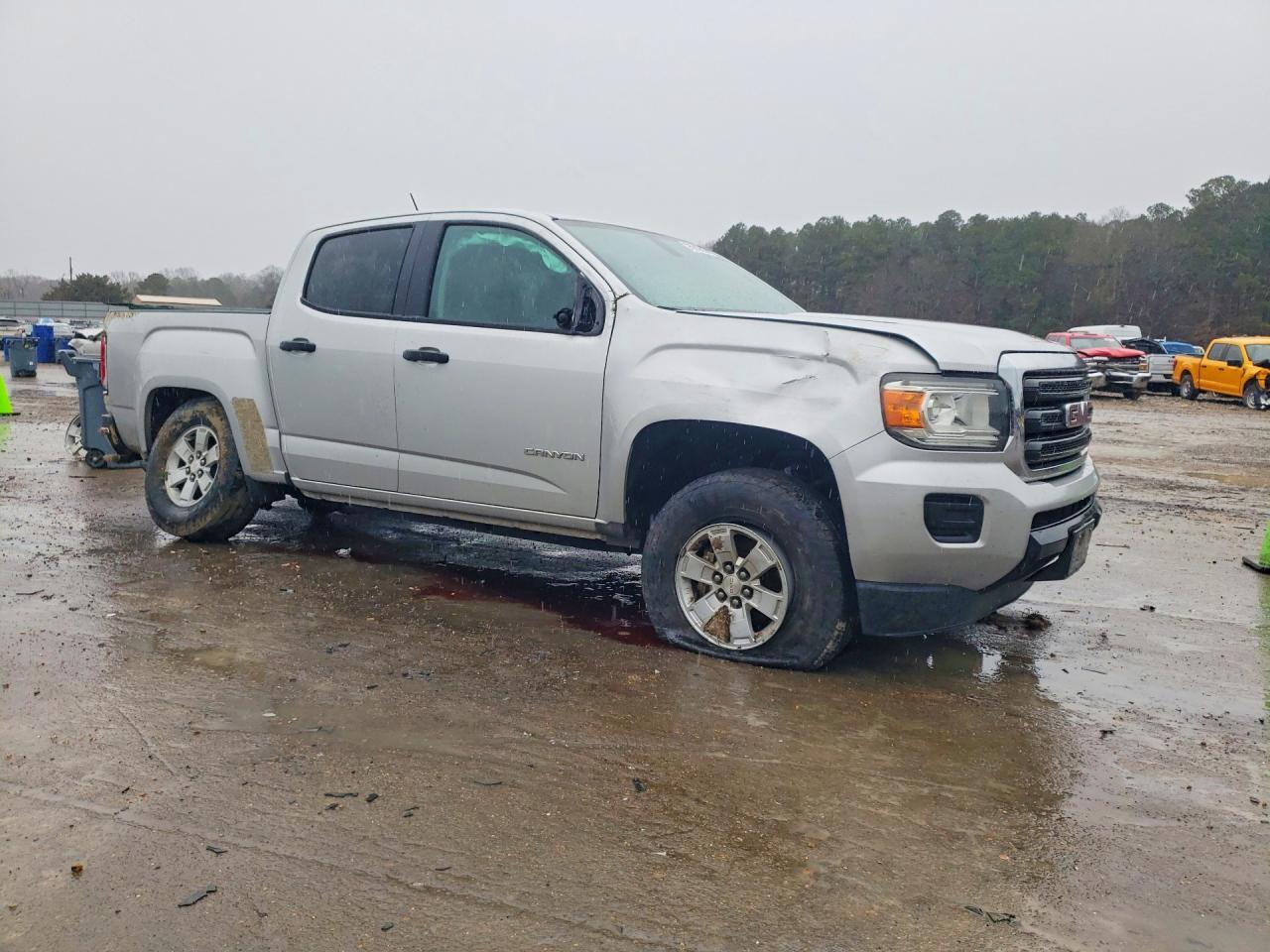 2016 GMC Canyon - Image 4